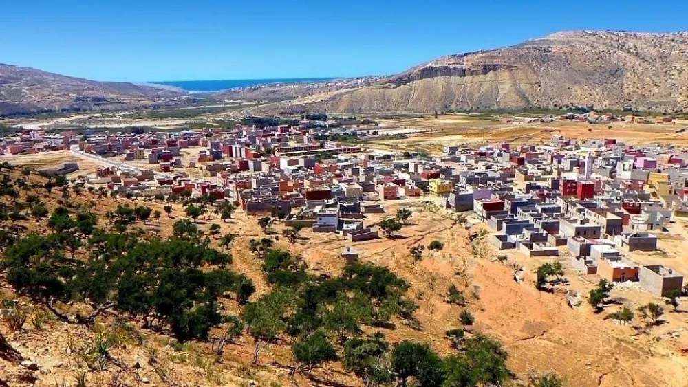 تقديم الجماعة